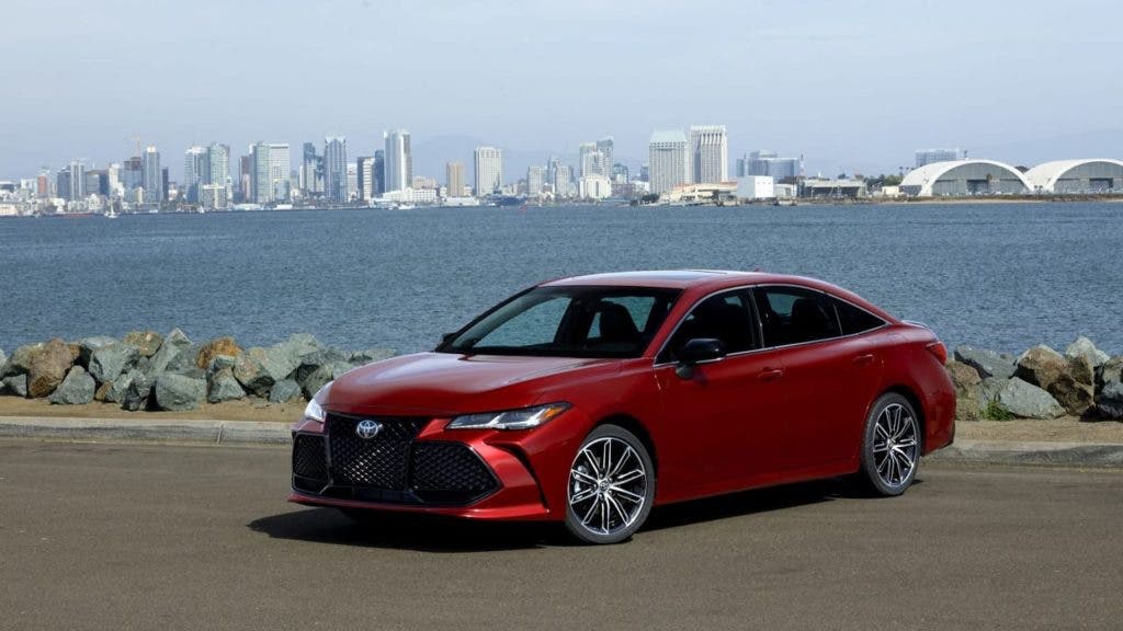 Toyota Se Convierte Por Primera Vez En El Líder De Ventas De Autos En Ee.uu. 1 Toyota se convierte por primera vez en el lider de ventas de coches en EE.UU . 1