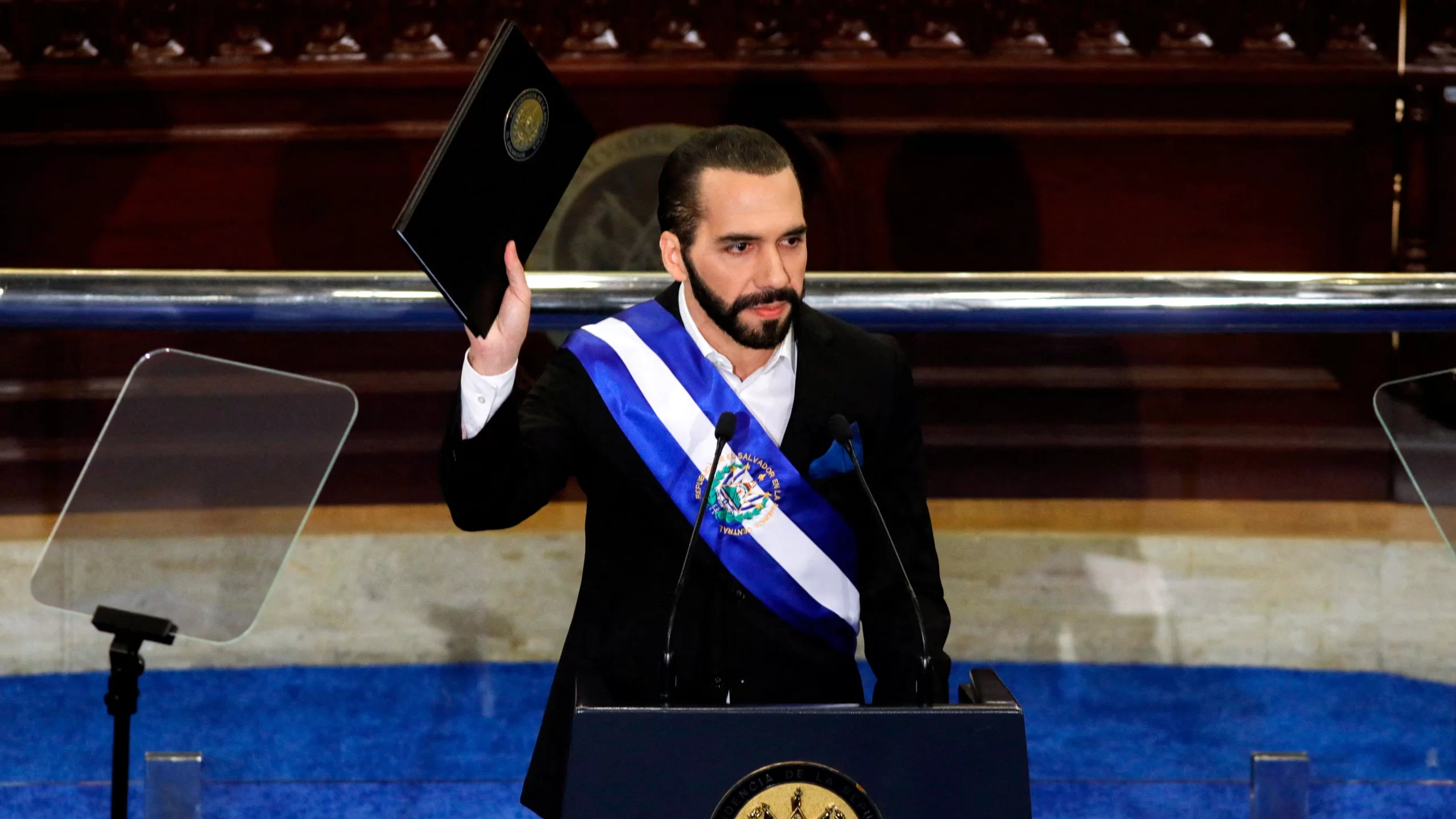 El mandatario salvadoreño en un discurso por su cuarto año de presidencia (Reuters)