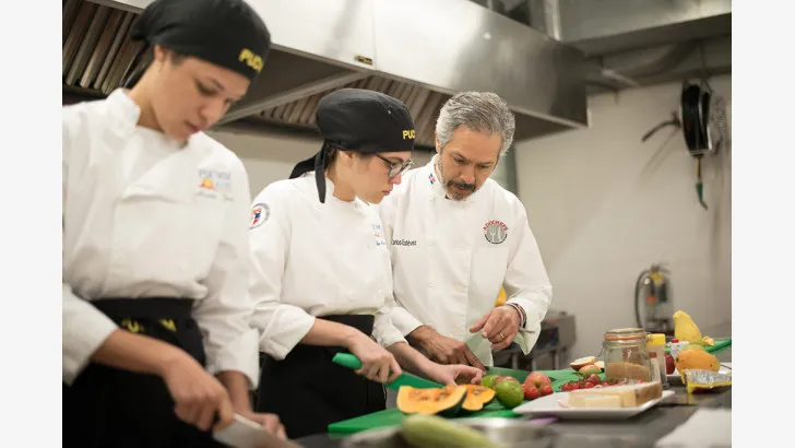  Laboratorio Escuela de Turismo y Gastronomía, Campus Santo Domingo