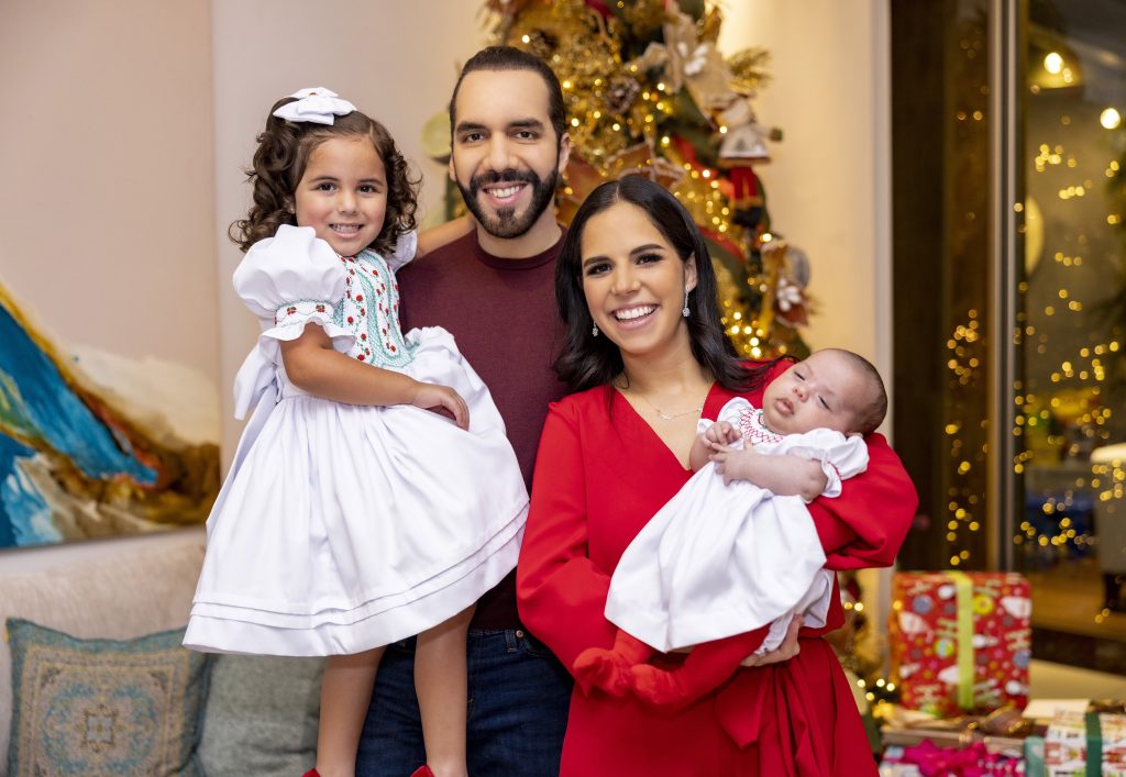 El mensaje navideño de Nayib Bukele y su familia