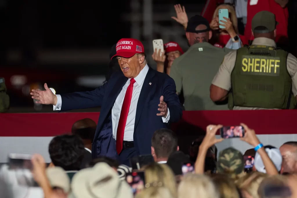 Enemigos Extranjeros Trump