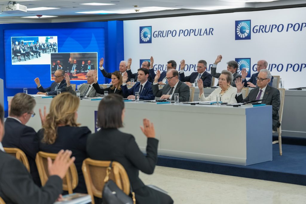 Grupo Popular accionistas