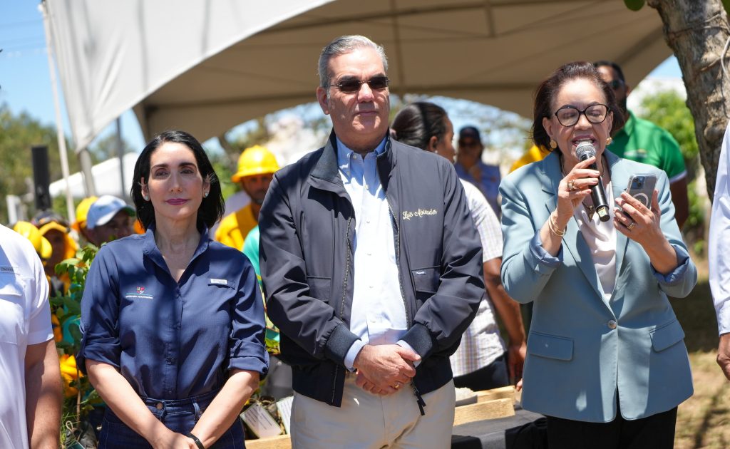 Abinader río Yaque